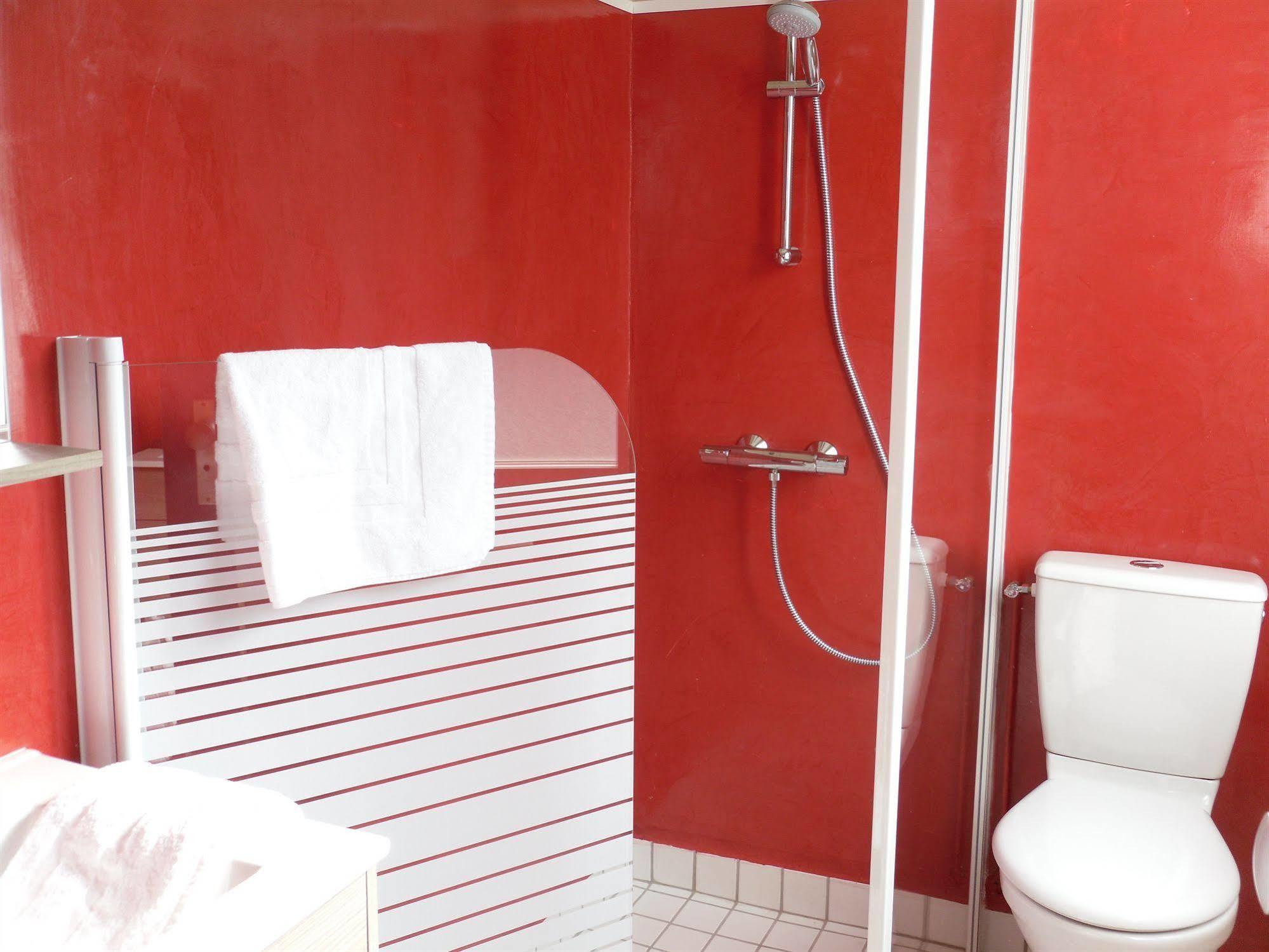 The Originals Access, Hotel Corinna, Royan Esterno foto